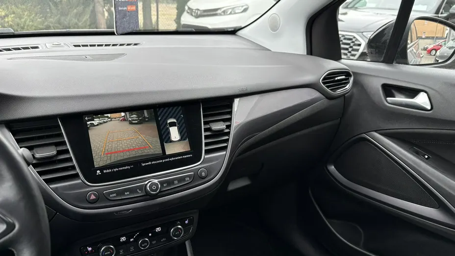 OPEL Crossland X -