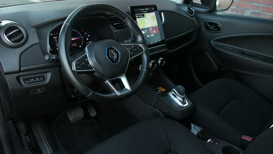 RENAULT ZOE -