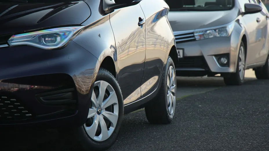 RENAULT ZOE -