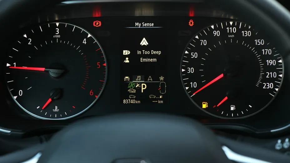 RENAULT Megane -