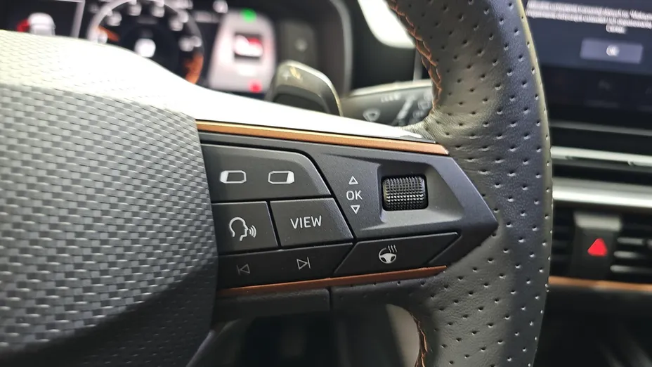 CUPRA Leon Leon 1.5 eTSI DSG