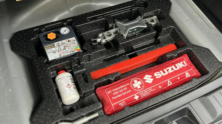 SUZUKI Vitara -