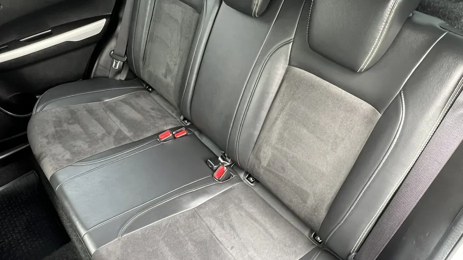 SUZUKI Vitara -