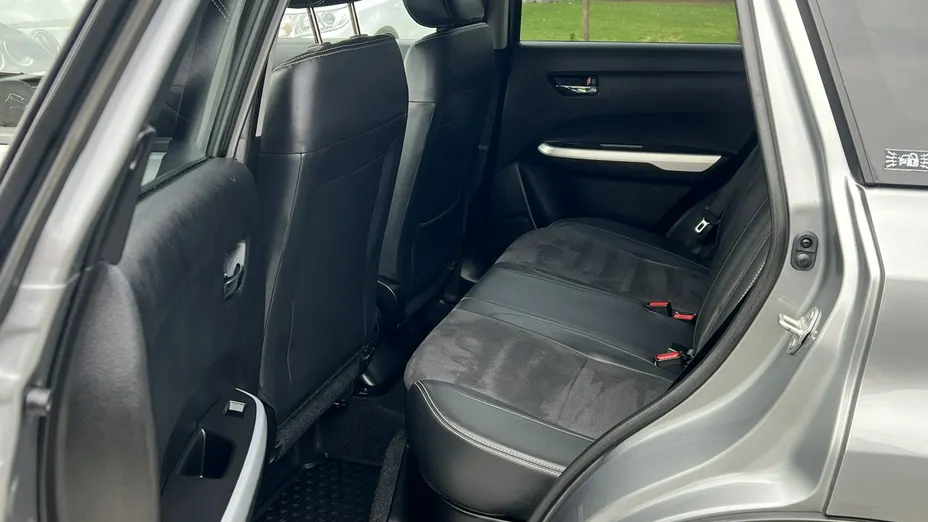 SUZUKI Vitara -