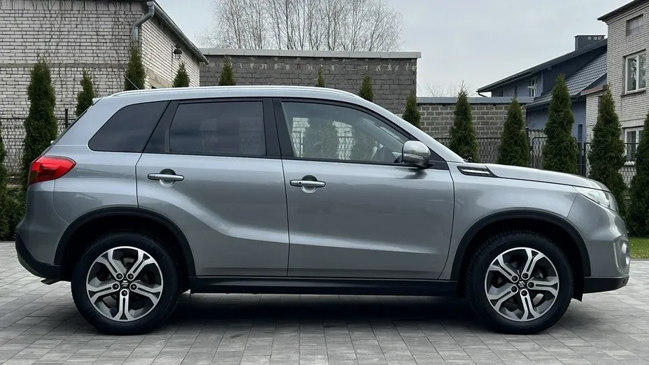 SUZUKI Vitara -