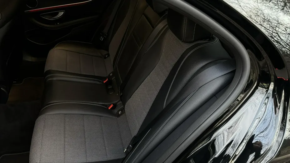 MERCEDES-BENZ E Klasa -