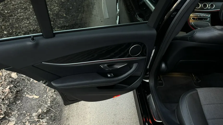 MERCEDES-BENZ E Klasa -