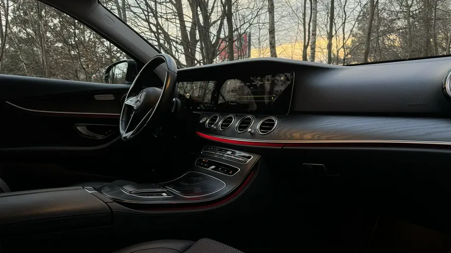 MERCEDES-BENZ E Klasa -