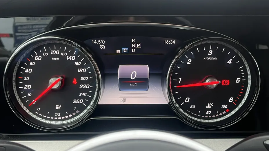 MERCEDES-BENZ E Klasa -