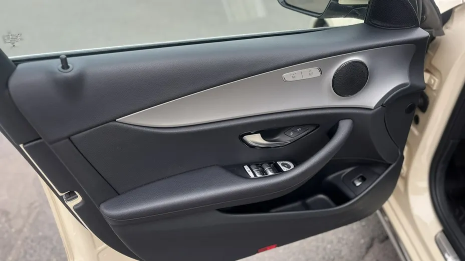 MERCEDES-BENZ E Klasa -
