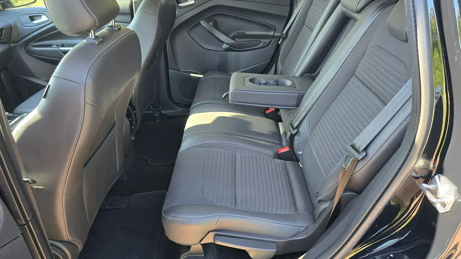 FORD Kuga -