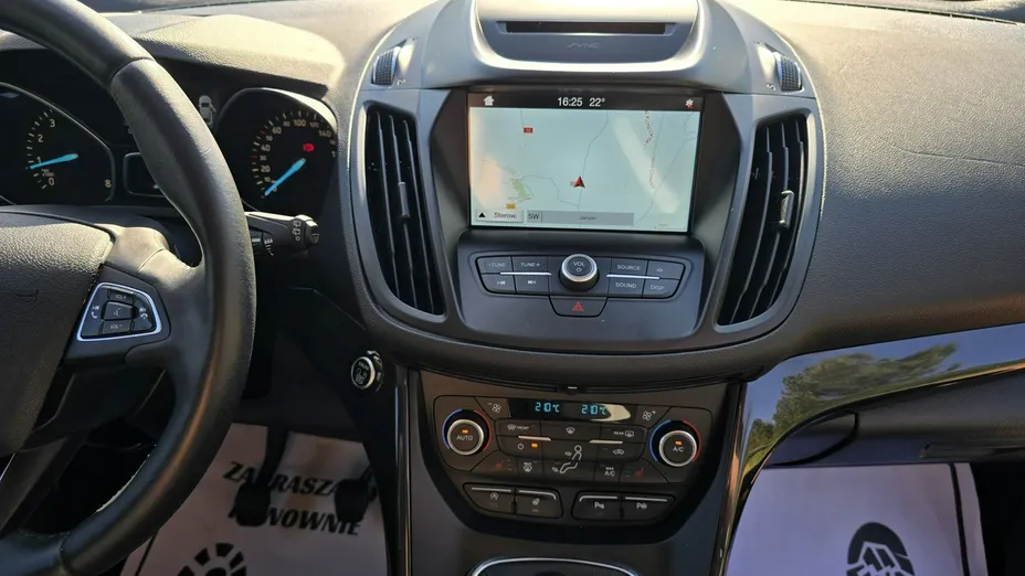 FORD Kuga -