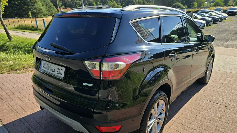 FORD Kuga -