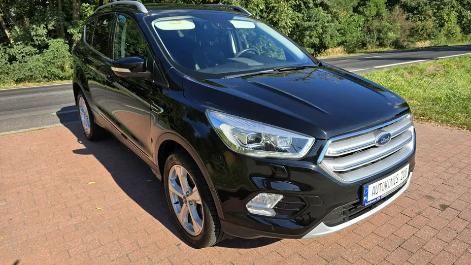 FORD Kuga -