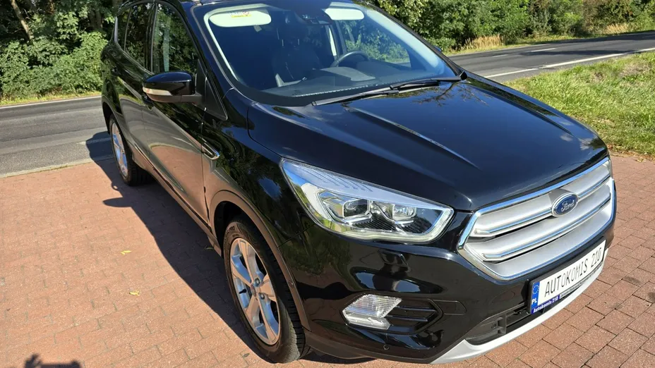 FORD Kuga -