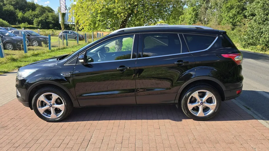 FORD Kuga -