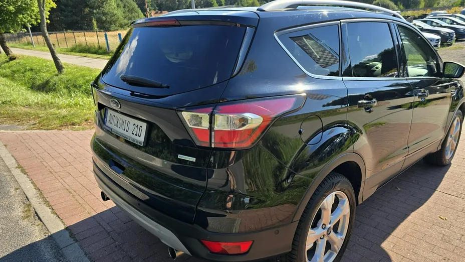 FORD Kuga -