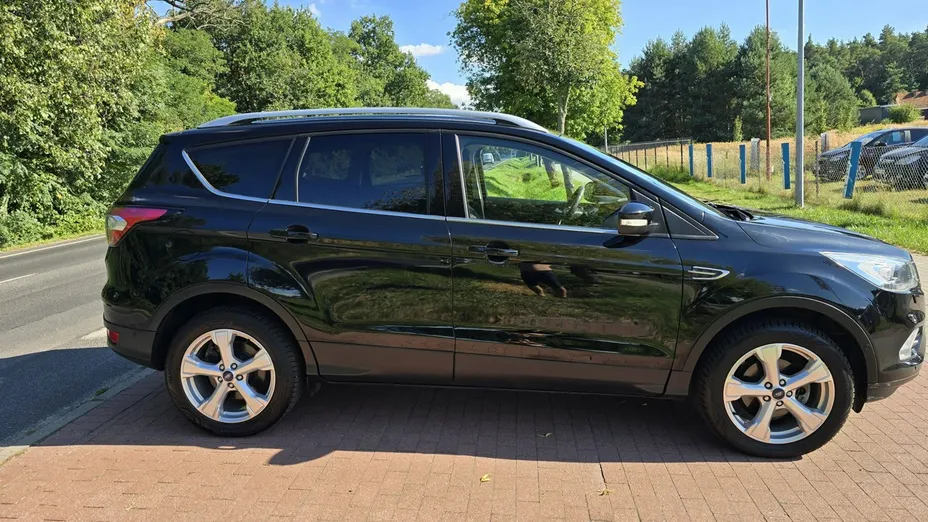 FORD Kuga -