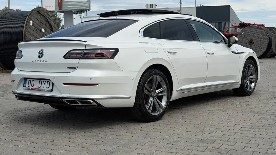 VOLKSWAGEN Arteon -