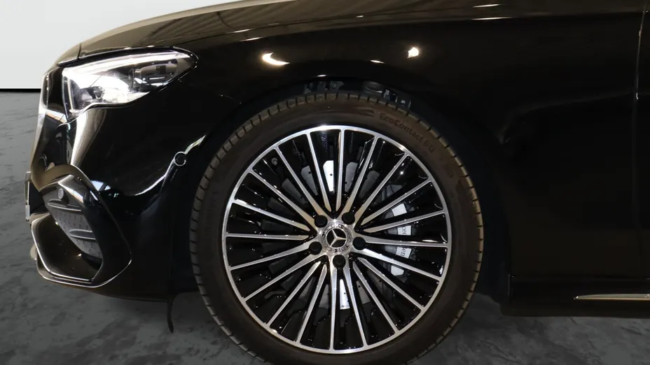 MERCEDES-BENZ E Klasa E 220 d mHEV 4-Matic AMG 9G-Tronic