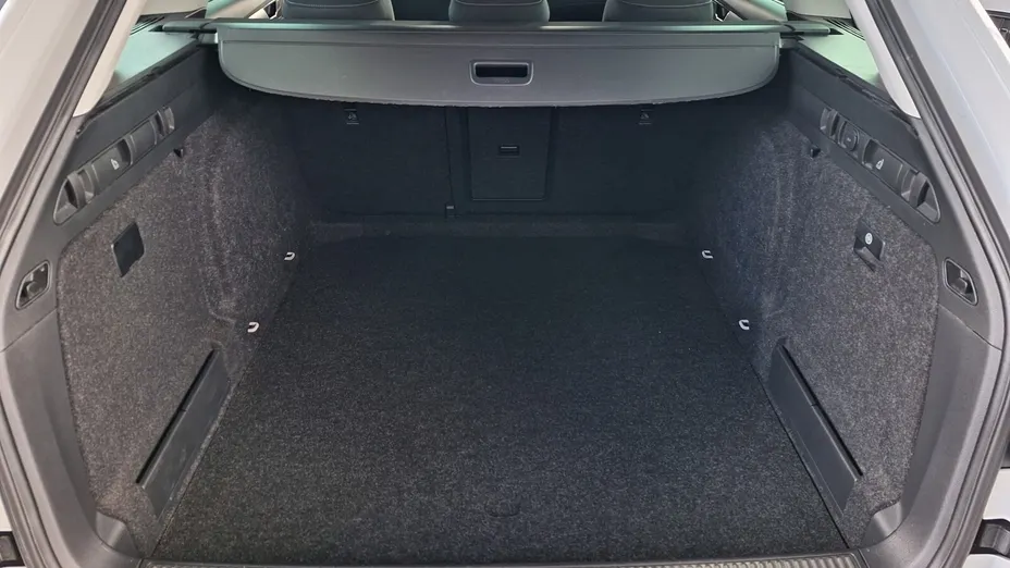 SKODA Superb Superb 2.0 TDI SCR Style DSG