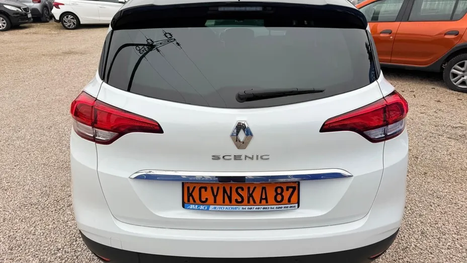 RENAULT Scenic -