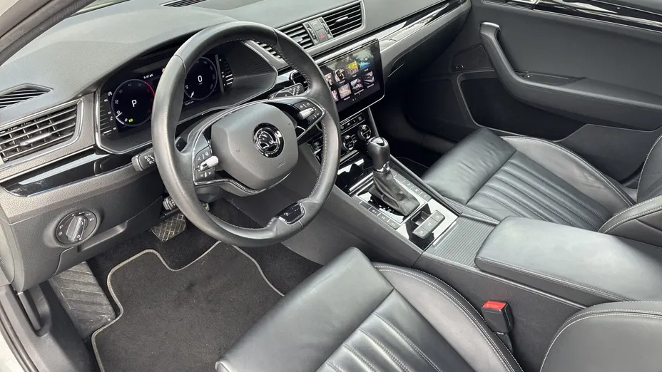 SKODA Superb Superb 2.0 TDI SCR L&K DSG