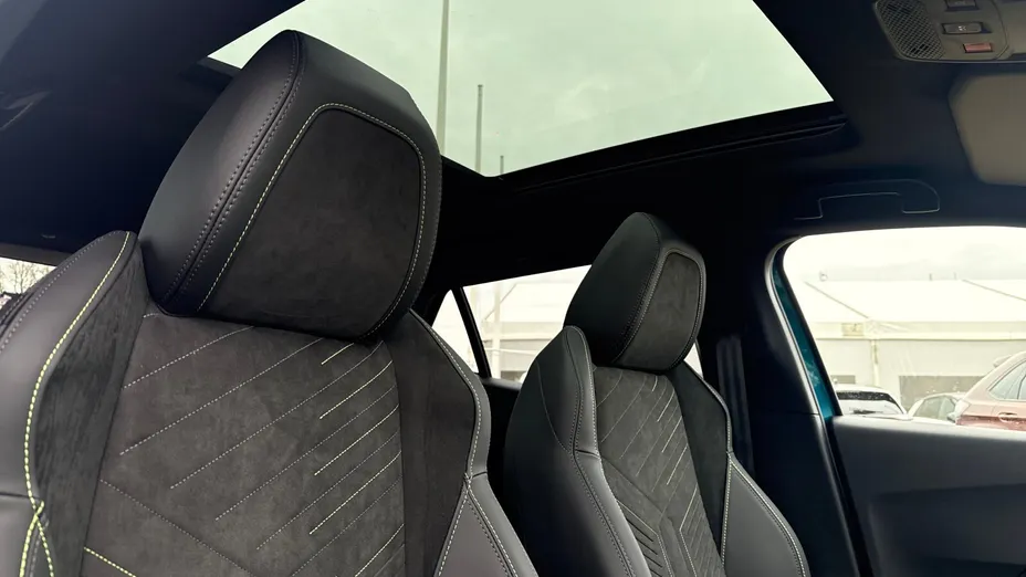 PEUGEOT 2008 2008 PureTech mHEV GT Exclusive e-DCS6 Nowy