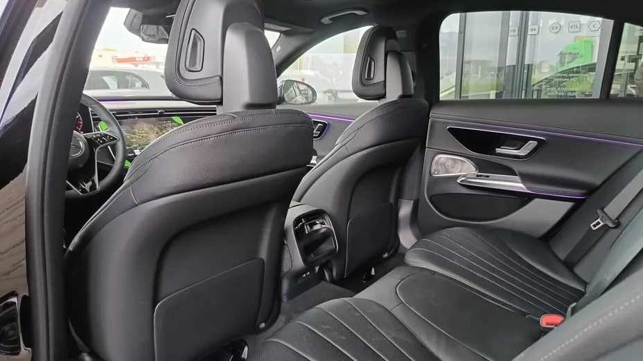 MERCEDES-BENZ E Klasa E 200 mHEV 4-Matic Exclusive 9G-Tronic
