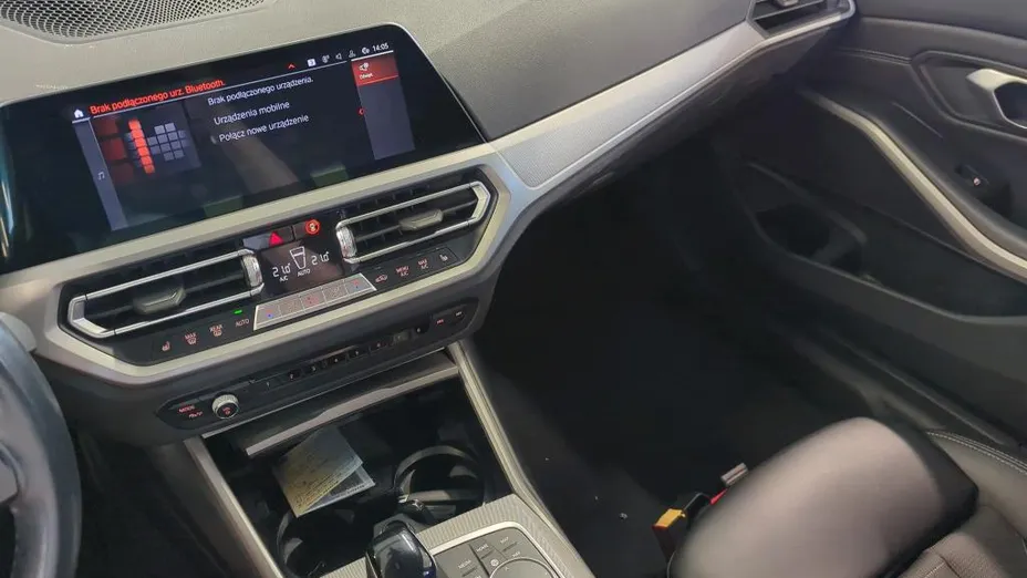 BMW Seria 3 318i Sport Line aut