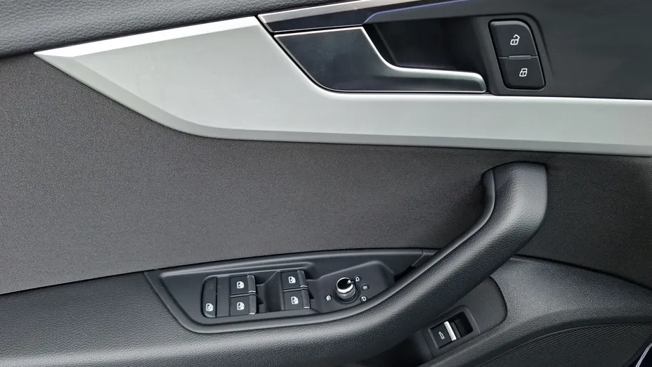 AUDI A4 Avant -