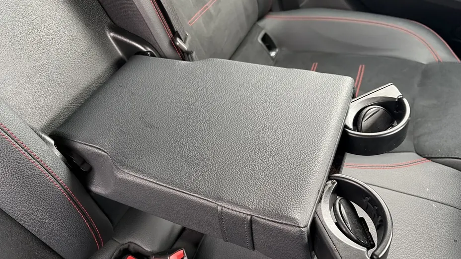 MERCEDES-BENZ A Klasa A 200 AMG Line 7G-DCT