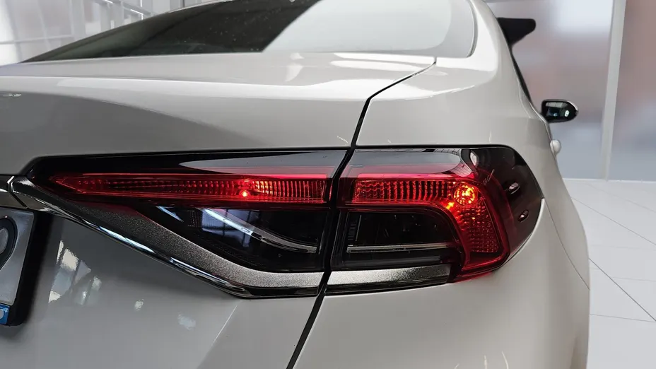 TOYOTA Corolla Corolla 1.8 Hybrid Comfort