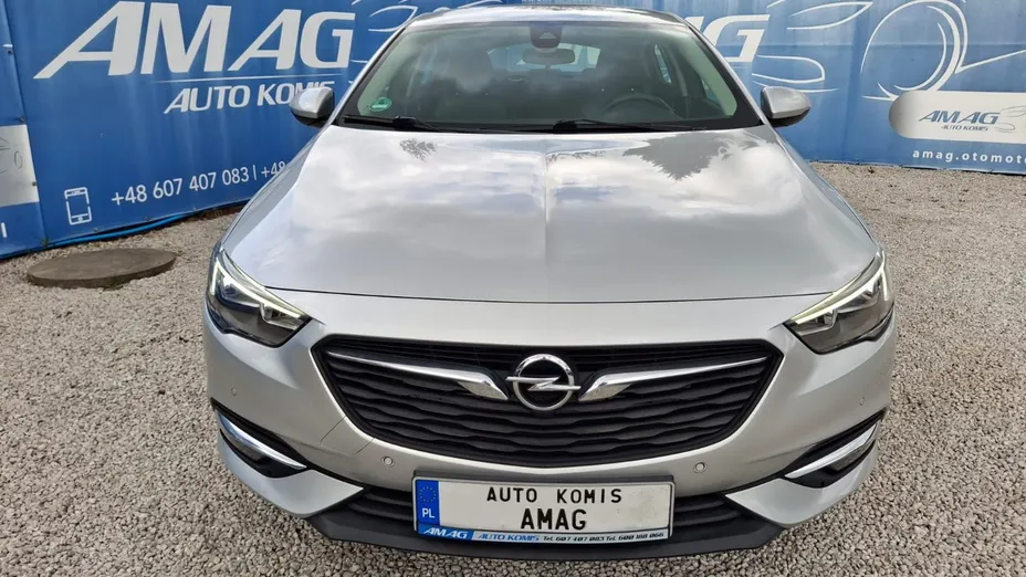 OPEL Insignia -