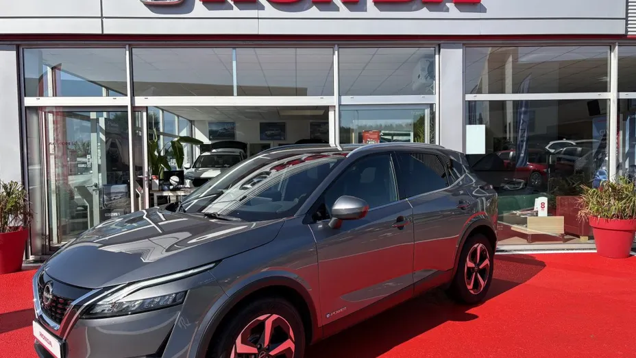 NISSAN Qashqai -