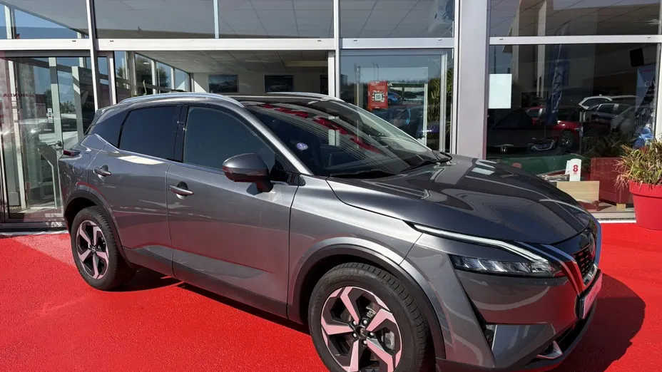 NISSAN Qashqai -