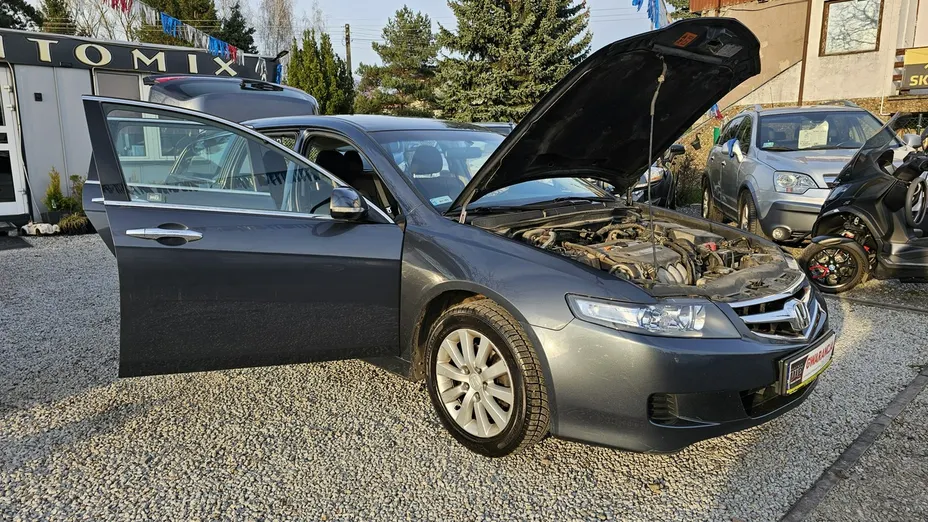 HONDA Accord -