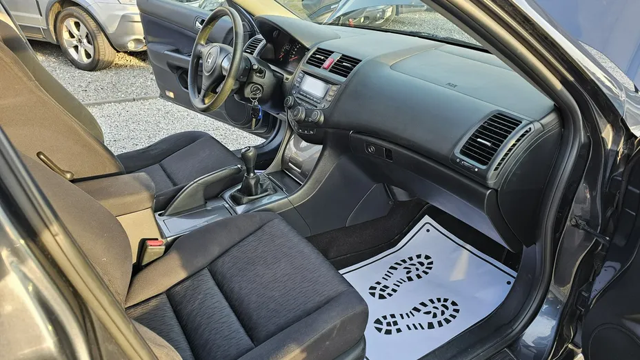 HONDA Accord -