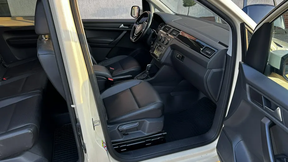 VOLKSWAGEN Caddy -