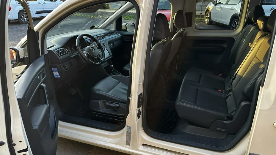 VOLKSWAGEN Caddy -