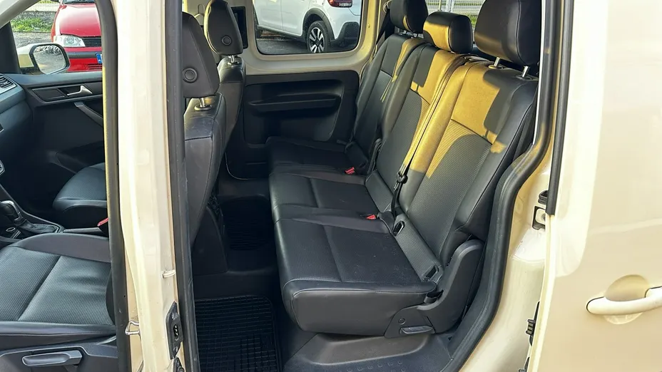 VOLKSWAGEN Caddy -