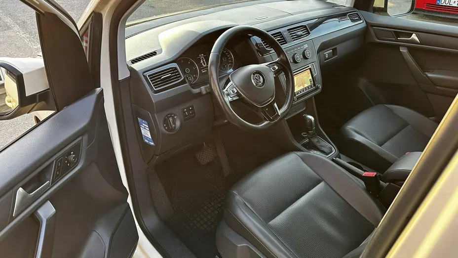 VOLKSWAGEN Caddy -