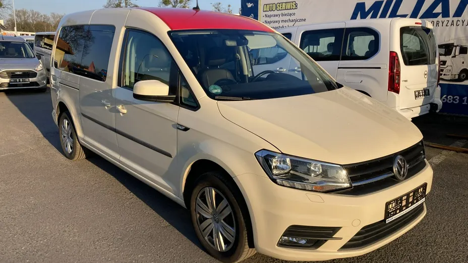 VOLKSWAGEN Caddy -