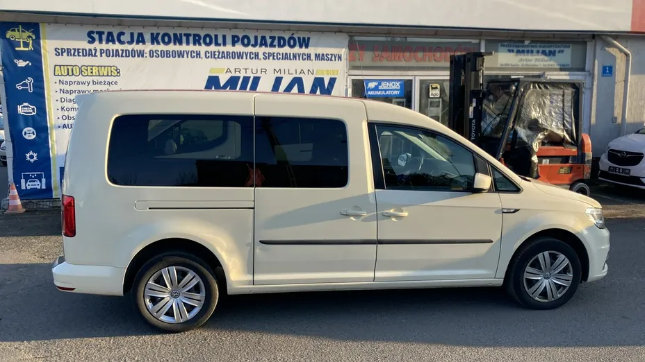 VOLKSWAGEN Caddy -