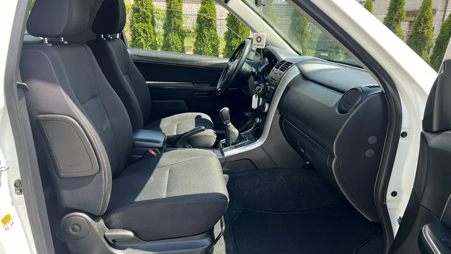 SUZUKI Grand Vitara -