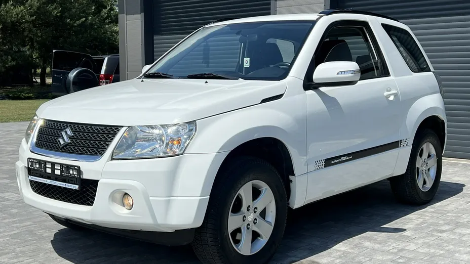 SUZUKI Grand Vitara -