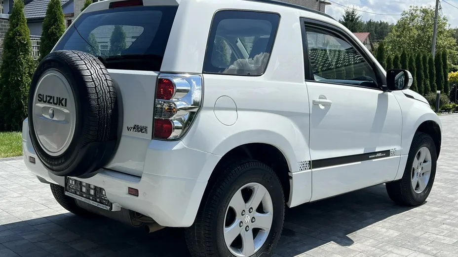 SUZUKI Grand Vitara -