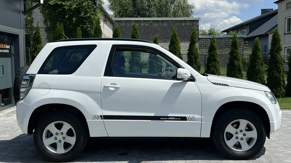 SUZUKI Grand Vitara -