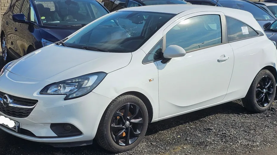 OPEL Corsa -
