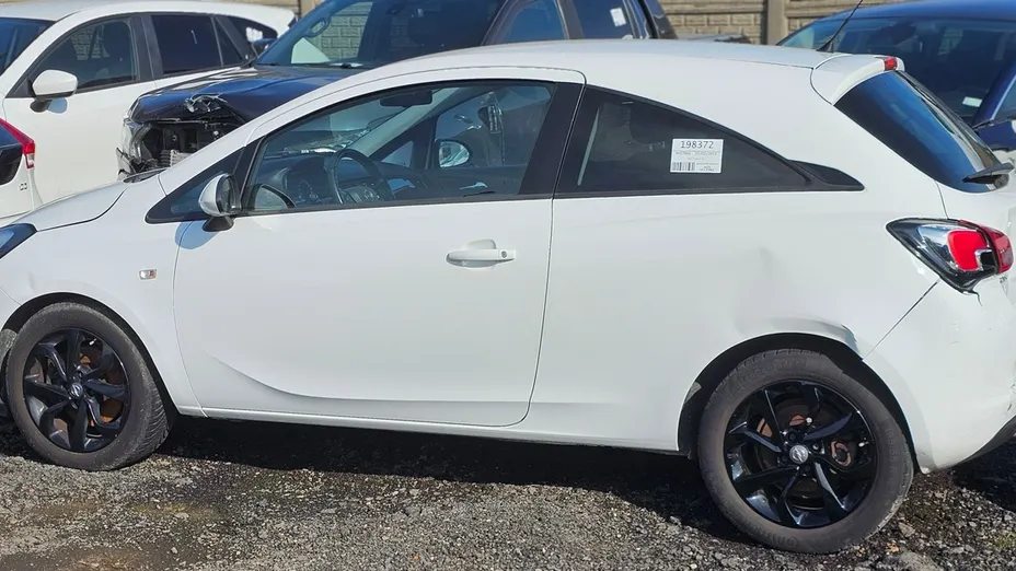 OPEL Corsa -